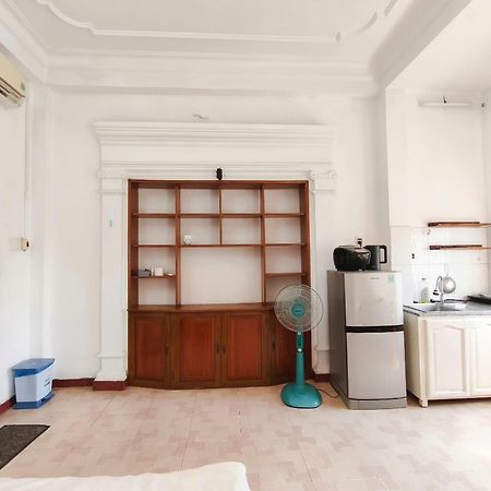 Halo Serviced Apartment Хошимін Екстер'єр фото