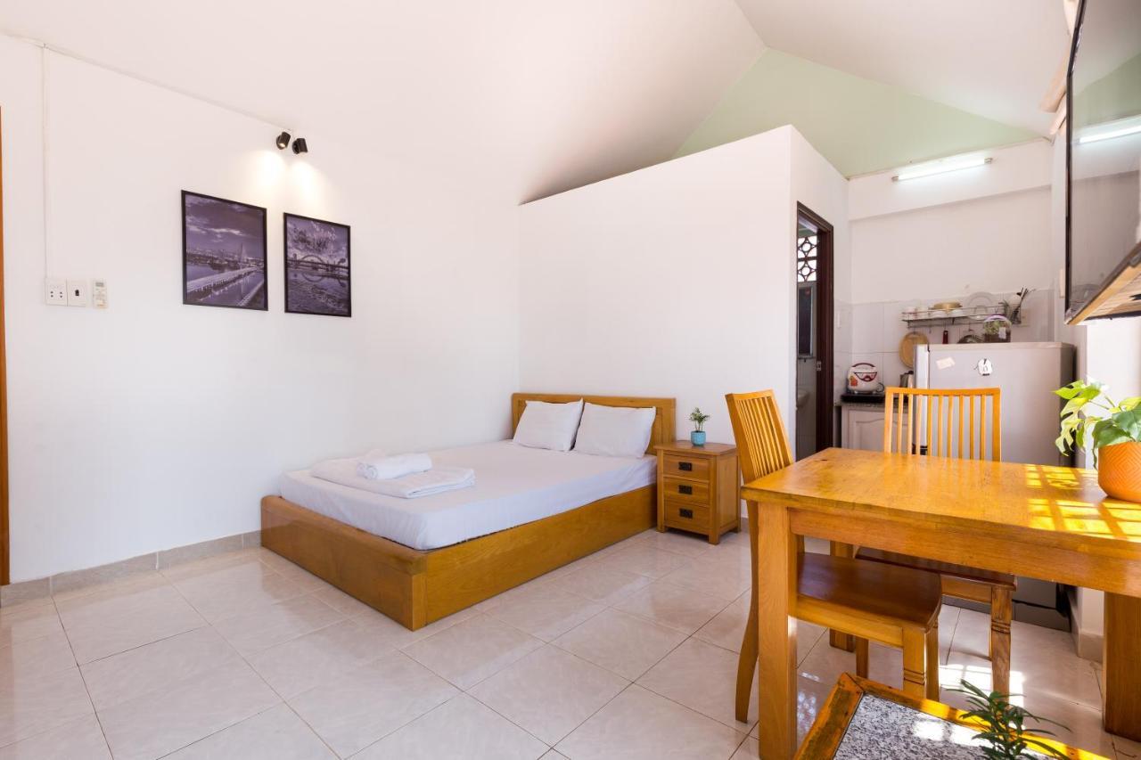 Halo Serviced Apartment Хошимін Екстер'єр фото